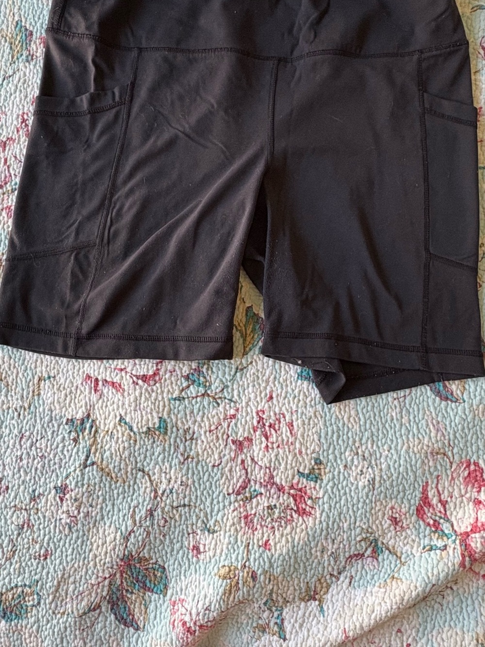 High-Rise Black Bike Shorts with Side Pockets